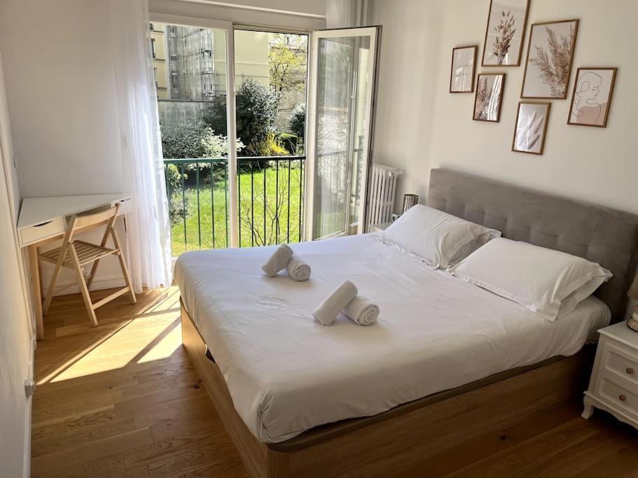 Superbe Appartement Avec Belle Vue Jardin Paris Exteriör bild