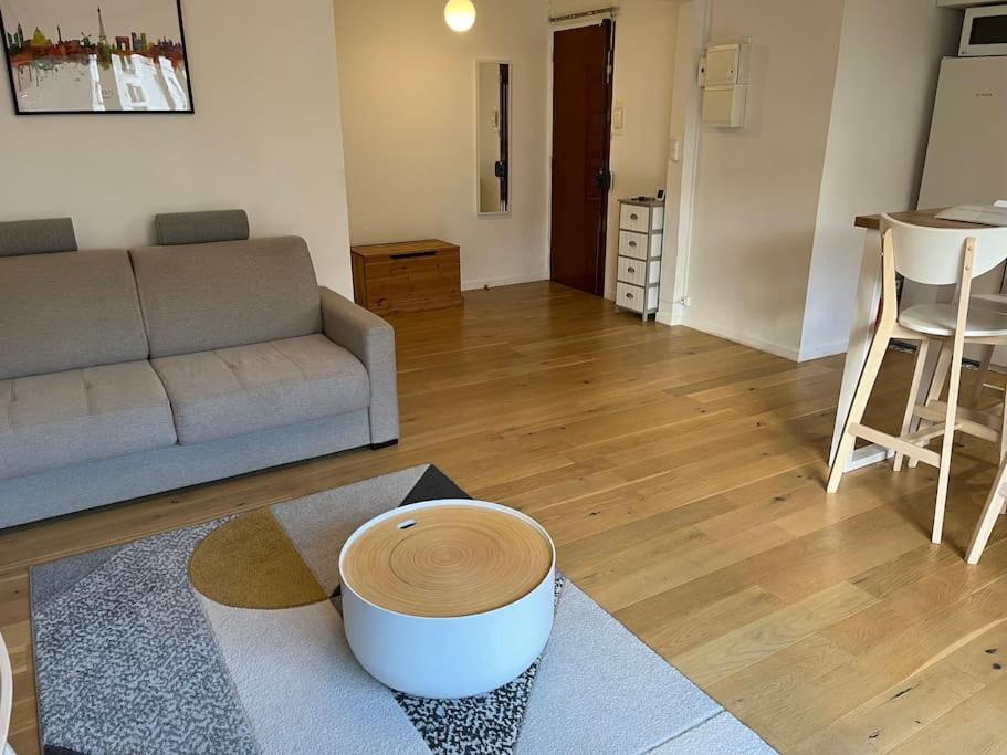 Superbe Appartement Avec Belle Vue Jardin Paris Exteriör bild