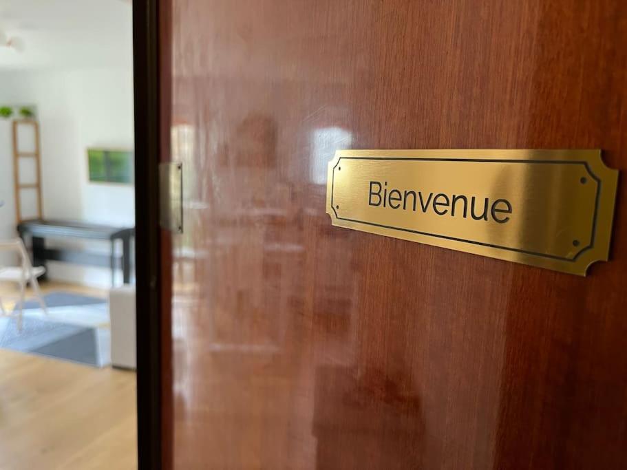 Superbe Appartement Avec Belle Vue Jardin Paris Exteriör bild
