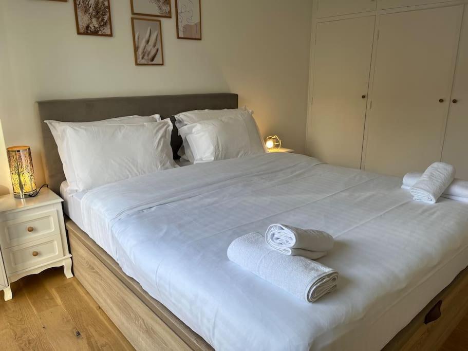 Superbe Appartement Avec Belle Vue Jardin Paris Exteriör bild