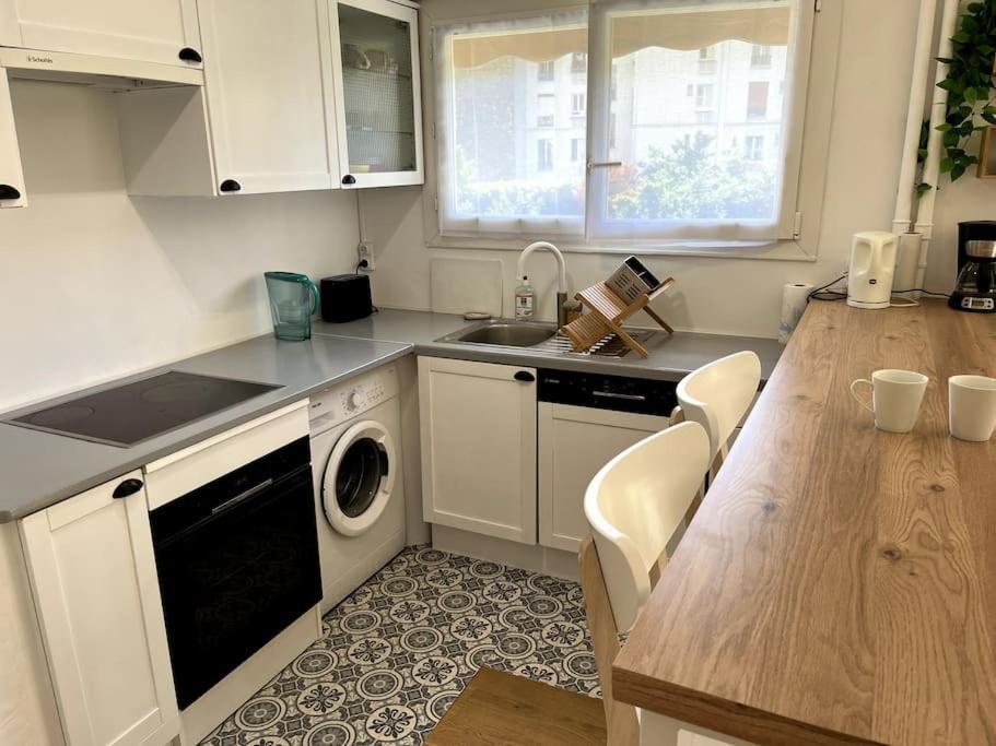 Superbe Appartement Avec Belle Vue Jardin Paris Exteriör bild