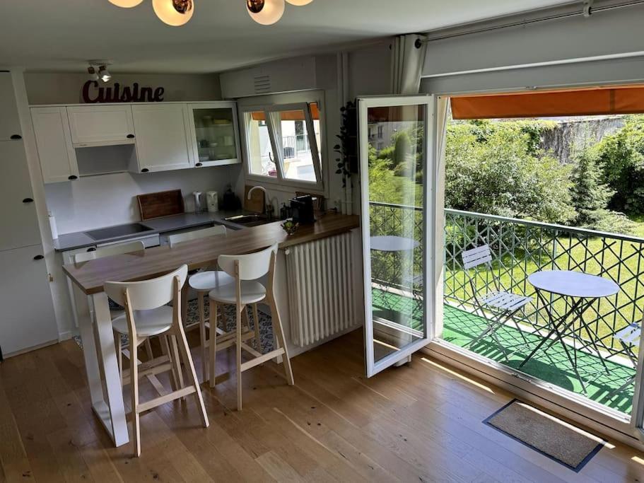 Superbe Appartement Avec Belle Vue Jardin Paris Exteriör bild